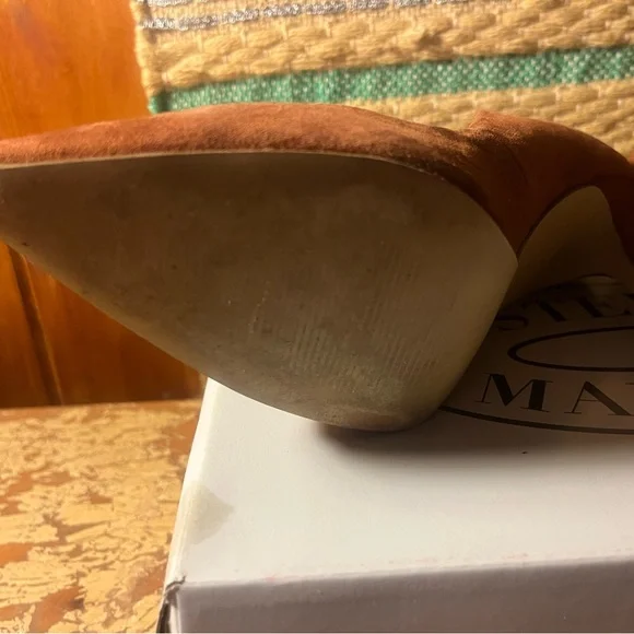Steve Madden
Daisie Chestnut Sue
Size 9
Like new - Picture 5 of 9